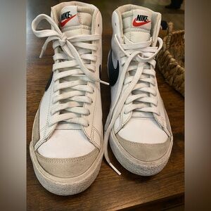 Used Nike Classic High-Tops in White and Gray